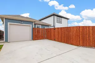 3104 Strawberry Farm Ln, Fort Worth, TX 76140 - Photo 36