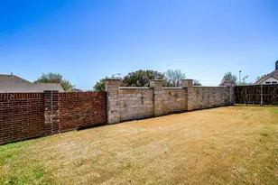 6829 Canyon Rock, Benbrook, TX 76126 - Photo 36