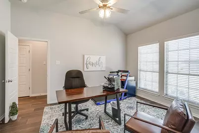 6829 Canyon Rock, Benbrook, TX 76126 - Photo 6