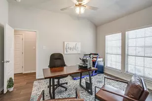 6829 Canyon Rock, Benbrook, TX 76126 - Photo 6