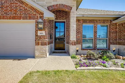 6829 Canyon Rock, Benbrook, TX 76126 - Photo 4