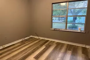 101 N Walnut St, Lacy Lakeview, TX 76705 - Photo 4