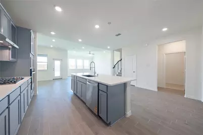 852 Jacquelyn Drive, Little Elm, TX 75068 - Photo 6