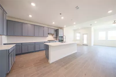 852 Jacquelyn Drive, Little Elm, TX 75068 - Photo 4