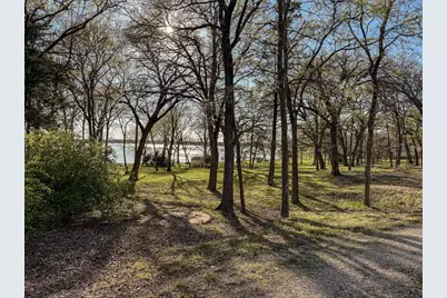 2100 S Oaks Lane, Lone Oak, TX 75453 - Photo 10