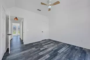 205 W San Chez Dr, Gainesville, TX 76240 - Photo 26