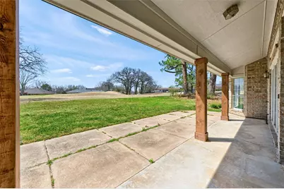 205 W San Chez Drive, Gainesville, TX 76240 - Photo 28