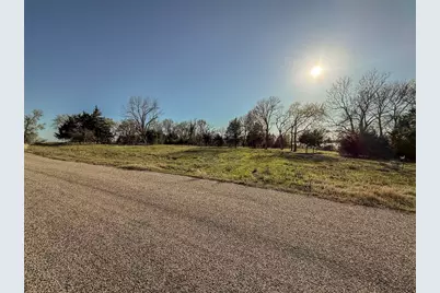 2063 Bluffview Lane, Lone Oak, TX 75453 - Photo 12