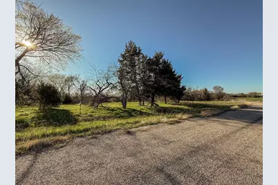 2063 Bluffview Lane, Lone Oak, TX 75453 - Photo 14