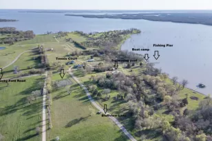 2077 Bluffview Ln, Lone Oak, TX 75453 - Photo 1