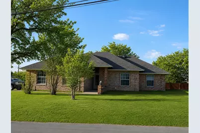 606 W Mulberry Street, Decatur, TX 76234 - Photo 2