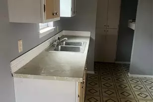 11204 Erich Dr, Balch Springs, TX 75180 - Photo 14