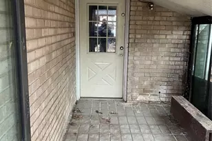 11204 Erich Dr, Balch Springs, TX 75180 - Photo 10