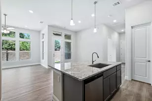 2000 Belvedere St, Garland, TX 75041 - Photo 6