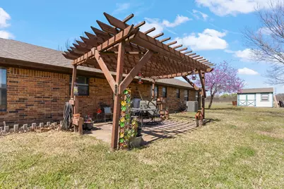 1133 Cr 426, Cleburne, TX 76031 - Photo 20