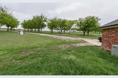 198 Serrano Court, Weatherford, TX 76087 - Photo 8