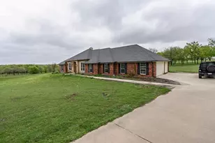 198 Serrano Ct, Weatherford, TX 76087 - Photo 6