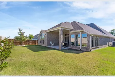 113 Calmwater Cove, McKinney, TX 75071 - Photo 4