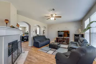 4640 Summer Oaks Ln, Fort Worth, TX 76123 - Photo 10