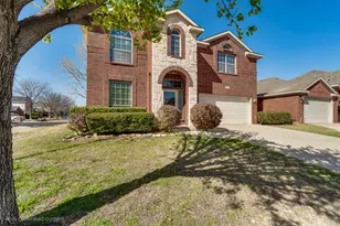 4640 Summer Oaks Ln, Fort Worth, TX 76123 - Photo 2