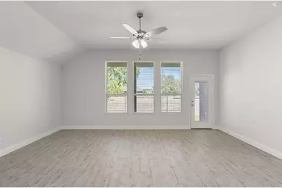 137 Whistling Duck, Balch Springs, TX 75181 - Photo 8