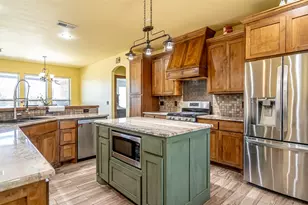 114 Woodlot Ln, Azle, TX 76020 - Photo 12