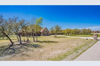 114 Woodlot Lane, Azle, TX 76020 - Photo 4
