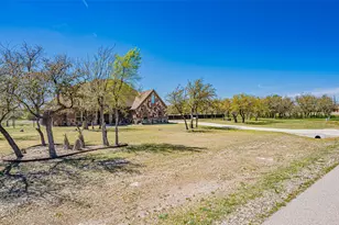 114 Woodlot Ln, Azle, TX 76020 - Photo 4