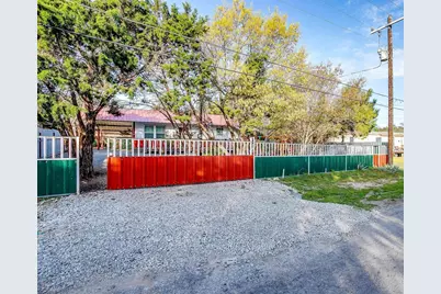 241 Western Lake Drive, Weatherford, TX 76087 - Photo 2