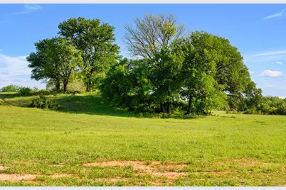 1480 Cr-1180, Alvord, TX 76225 - Photo 2