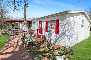 1791 Co Rd 3855, Poolville, TX 76487 - Photo 4