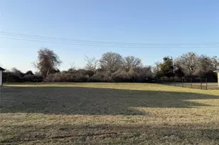 22288 Westmeadow Dr, Whitney, TX 76692 - Photo 1