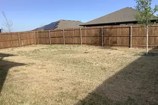 156 Hawksbill Ln, Rhome, TX 76078 - Photo 2