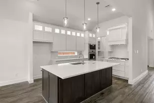 10133 La Frontera Dr, Fort Worth, TX 76179 - Photo 12