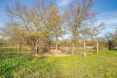 1101 E Main Street, Crowley, TX 76036 - Photo 34