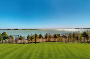 2212 Fairwater Mews, Rowlett, TX 75088 - Photo 2
