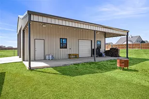 197 Spanish Moss Trl, Rhome, TX 76078 - Photo 4