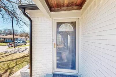 3211 Bertrand Avenue, Dallas, TX 75215 - Photo 4