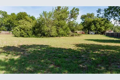 1280 W Cage Street, Stephenville, TX 76401 - Photo 14