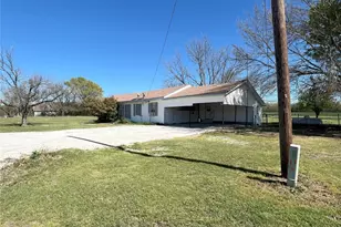 1374 FM744, Hubbard, TX 76648 - Photo 4