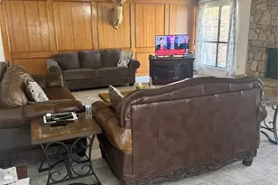 901 Freestone Ct, Arlington, TX 76017 - Photo 4