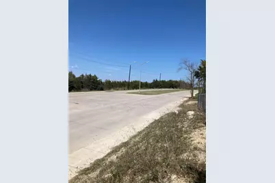 3510 Telephone Road, Dallas, TX 75241 - Photo 2