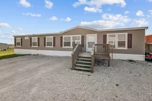 303 Mesa Rdg, Decatur, TX 76234 - Photo 2