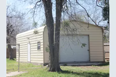 307 NE 5th Street, Hubbard, TX 76648 - Photo 6