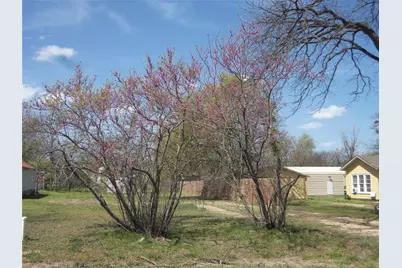 307 NE 5th Street, Hubbard, TX 76648 - Photo 34