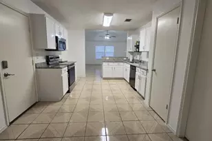 808 Wilmor Ct, Arlington, TX 76018 - Photo 10