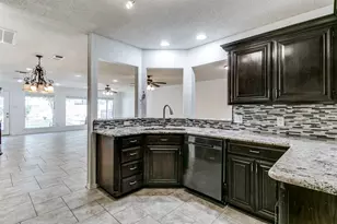 1213 Briar Dr, Bedford, TX 76022 - Photo 6