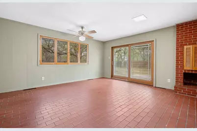 804 NW 11th Street, Mineral Wells, TX 76067 - Photo 10