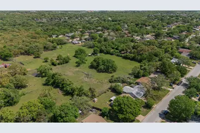 2512 Hitson Lane, Fort Worth, TX 76112 - Photo 12