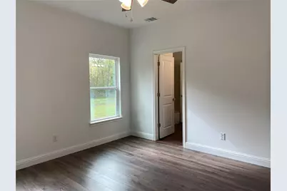 123 E 13th Avenue, Corsicana, TX 75110 - Photo 14